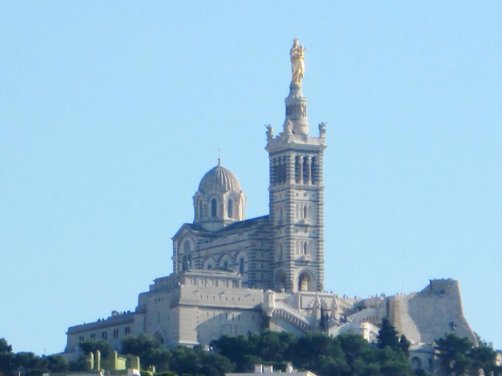 location à côté de Lourmarin et Marseille